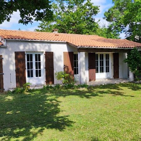 Maison A 8 Min A Pied De La Plage Avec Jardin Clos Et Ombrage Сен-Жорж-д'Олерон Екстер'єр фото