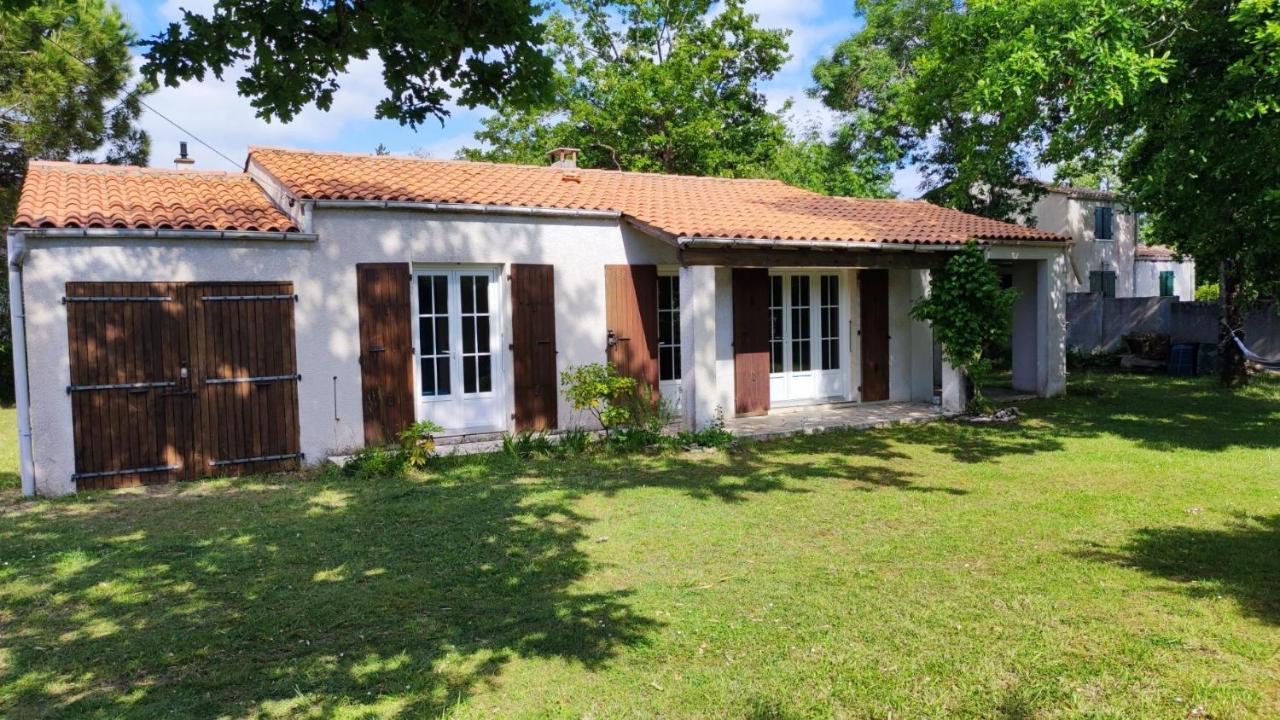Maison A 8 Min A Pied De La Plage Avec Jardin Clos Et Ombrage Сен-Жорж-д'Олерон Екстер'єр фото